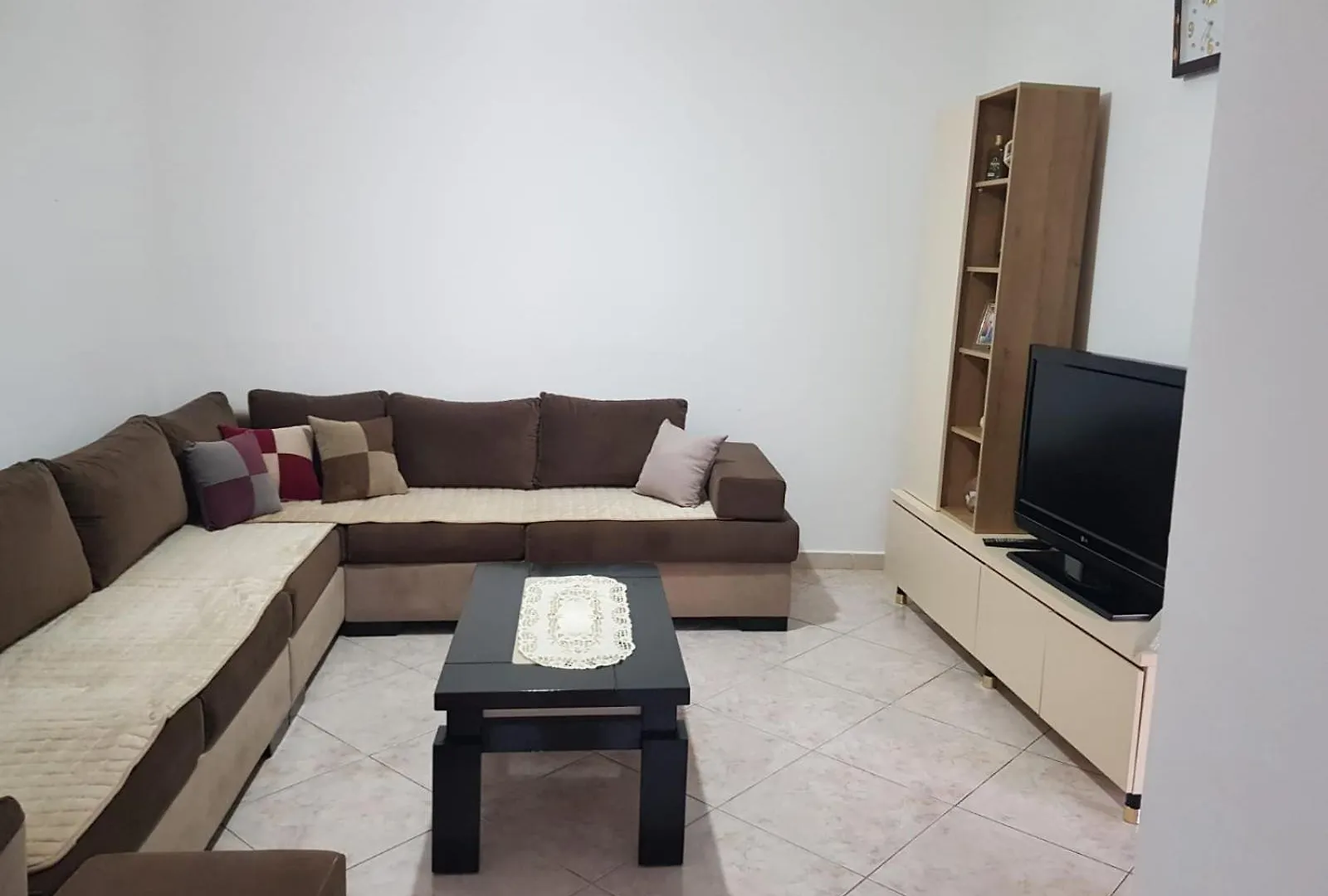 Kakuli Home Krujë 0*,