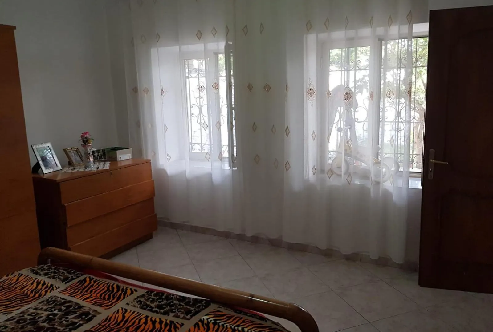 Kakuli Home Krujë 펜션